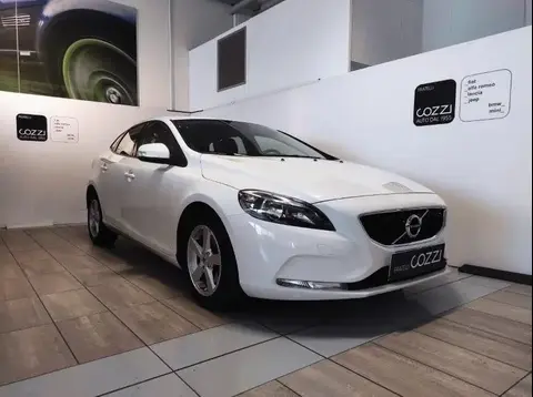 Used VOLVO V40 Petrol 2018 Ad 