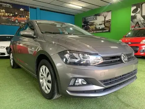 Used VOLKSWAGEN POLO  2018 Ad 