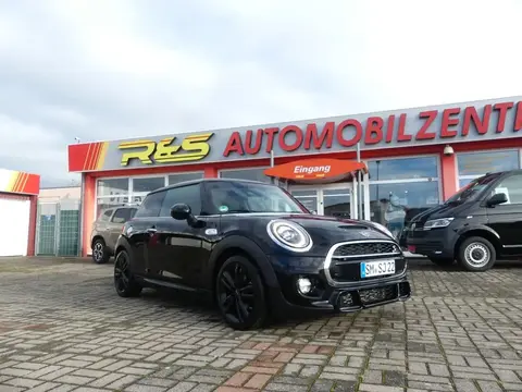 Used MINI COOPER Petrol 2018 Ad 