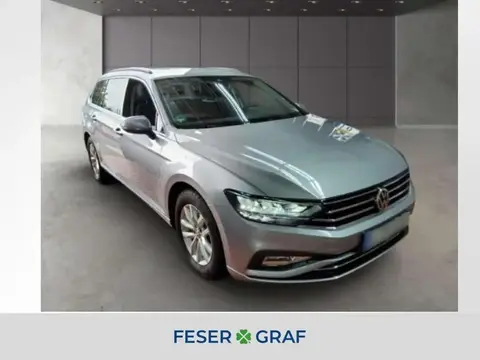 Used VOLKSWAGEN PASSAT Petrol 2020 Ad 