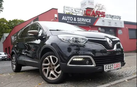 Used RENAULT CAPTUR Petrol 2017 Ad 