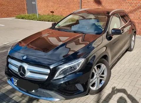 Used MERCEDES-BENZ CLASSE GLA Petrol 2016 Ad 