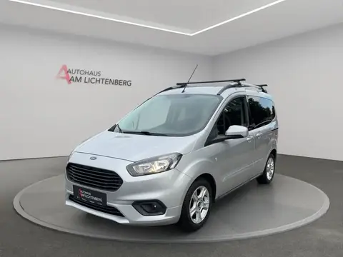 Used FORD TOURNEO Petrol 2019 Ad 