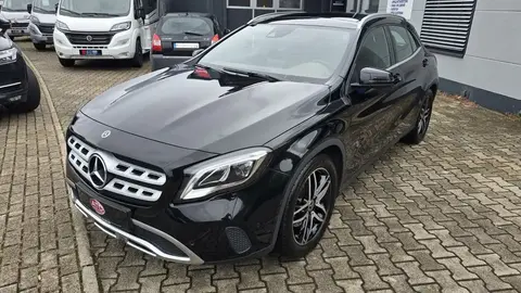 Used MERCEDES-BENZ CLASSE GLA Petrol 2017 Ad 