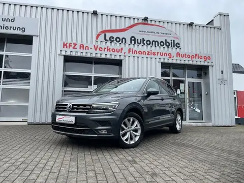 Used VOLKSWAGEN TIGUAN Petrol 2018 Ad 