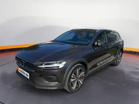 Used VOLVO V60 Diesel 2022 Ad 