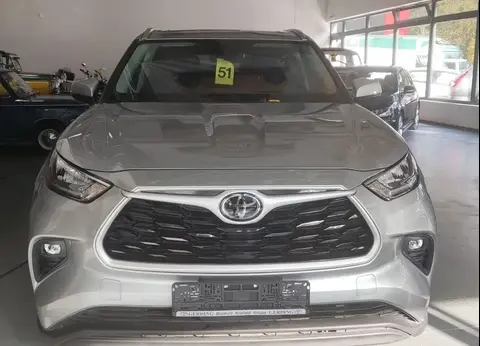 Used TOYOTA HIGHLANDER Petrol 2020 Ad 