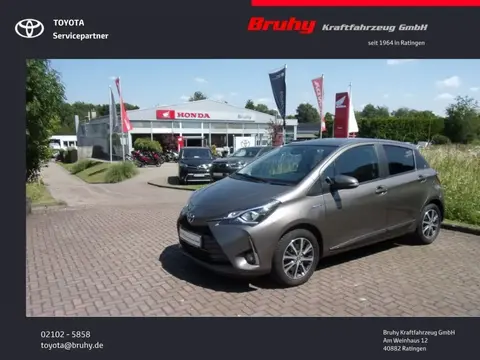 Used TOYOTA YARIS Hybrid 2019 Ad 