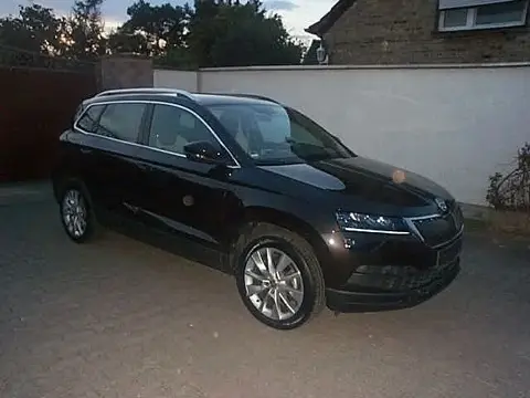 Used SKODA KAROQ Petrol 2018 Ad 