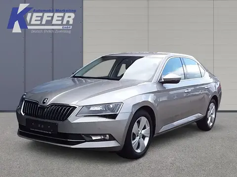 Used SKODA SUPERB Petrol 2016 Ad 