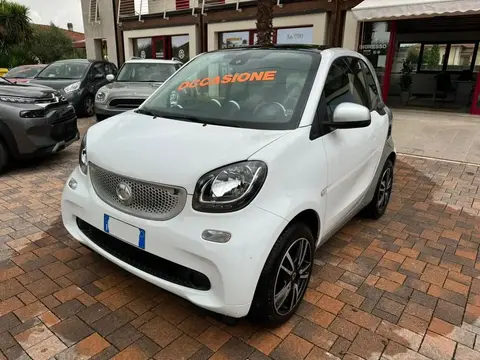 Annonce SMART FORTWO Essence 2016 d'occasion 