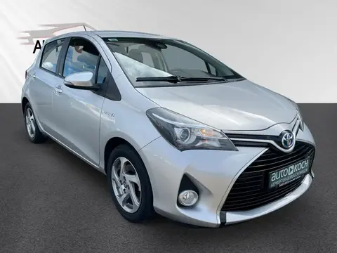 Used TOYOTA YARIS Hybrid 2016 Ad 