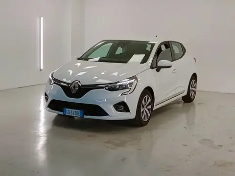 Used RENAULT CLIO Hybrid 2020 Ad 