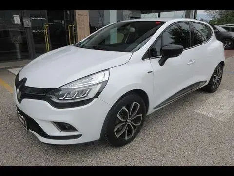 Used RENAULT CLIO Petrol 2018 Ad 