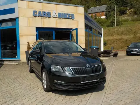 Used SKODA OCTAVIA Petrol 2019 Ad 