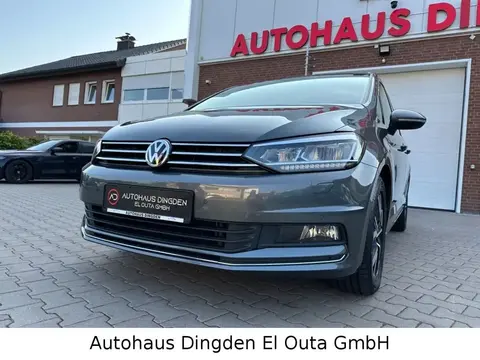 Used VOLKSWAGEN TOURAN Diesel 2020 Ad 