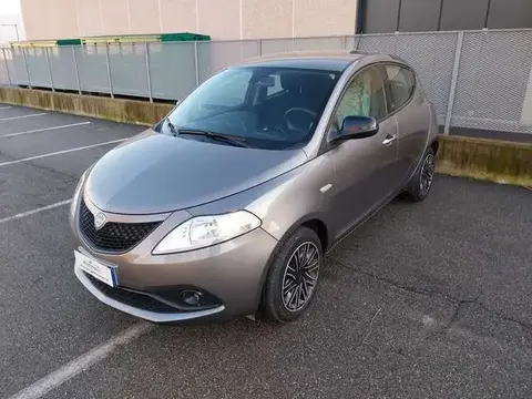 Used LANCIA YPSILON Hybrid 2021 Ad 