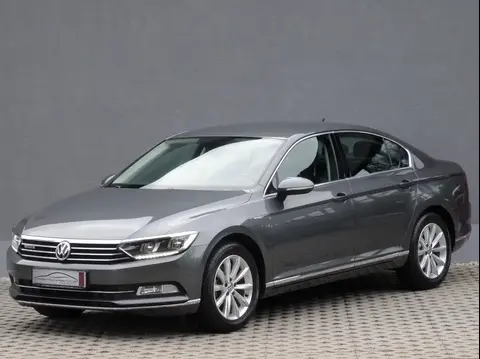 Used VOLKSWAGEN PASSAT Petrol 2016 Ad 