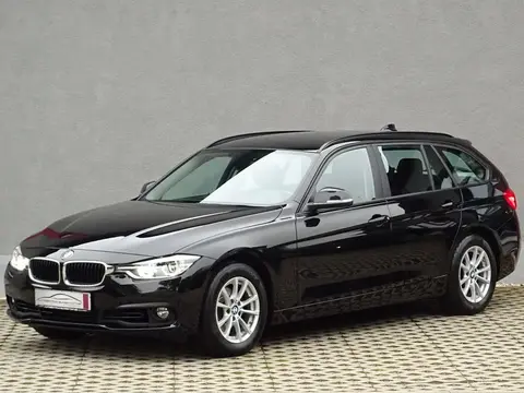 Used BMW SERIE 3 Petrol 2019 Ad 