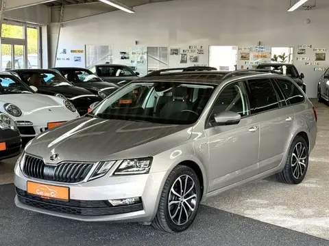 Used SKODA OCTAVIA Petrol 2019 Ad 