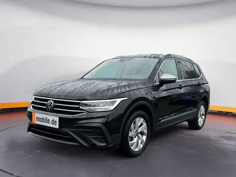 Used VOLKSWAGEN TIGUAN Petrol 2023 Ad 