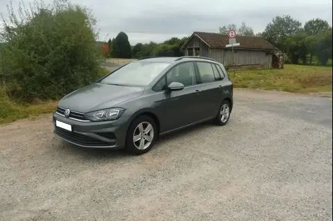 Used VOLKSWAGEN GOLF Petrol 2018 Ad 