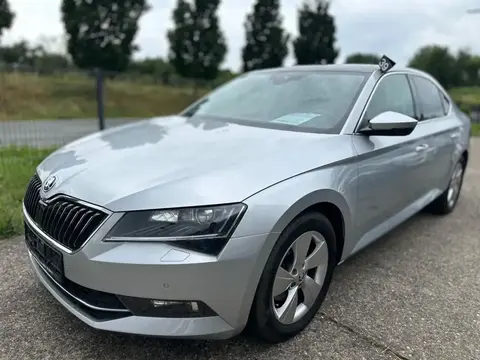 Used SKODA SUPERB Petrol 2016 Ad 