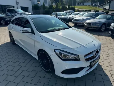 Used MERCEDES-BENZ CLASSE CLA Petrol 2017 Ad 