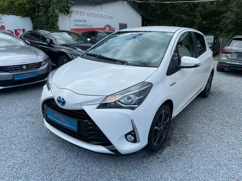 Used TOYOTA YARIS Hybrid 2019 Ad 