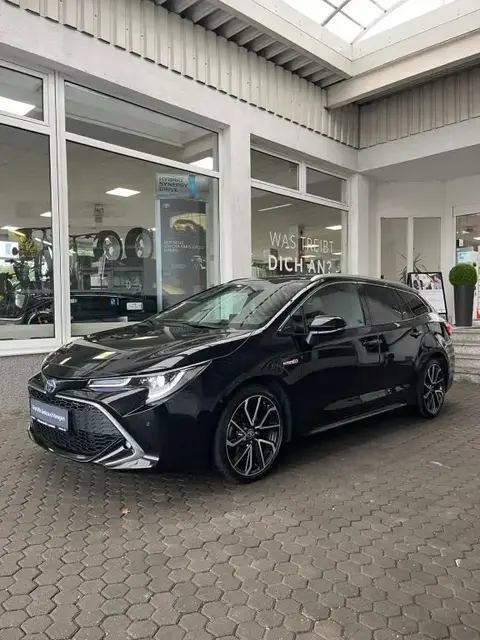 Used TOYOTA COROLLA Hybrid 2020 Ad 