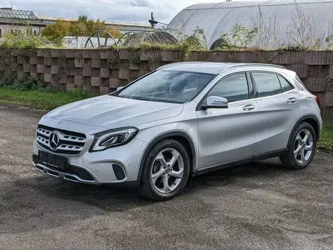 Annonce MERCEDES-BENZ CLASSE GLA Essence 2018 d'occasion 