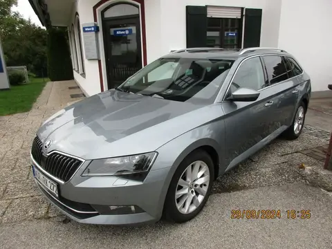 Annonce SKODA SUPERB Essence 2018 d'occasion 