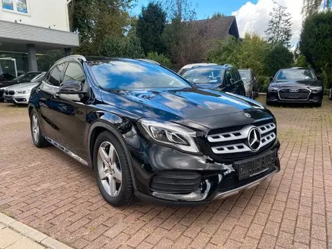 Annonce MERCEDES-BENZ CLASSE GLA Essence 2018 d'occasion 