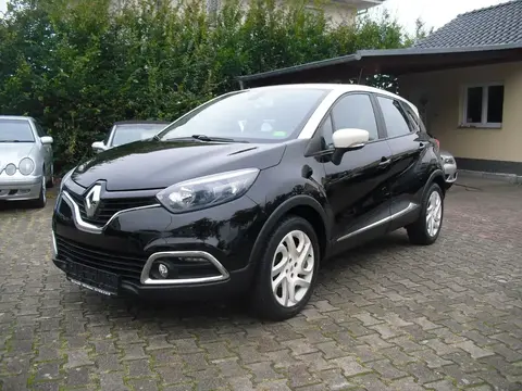 Used RENAULT CAPTUR Petrol 2015 Ad 