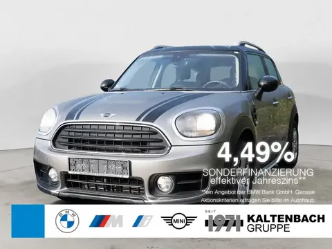 Used MINI COOPER Petrol 2017 Ad Germany