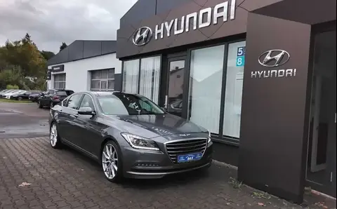 Used HYUNDAI GENESIS Petrol 2015 Ad 