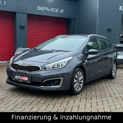 Used KIA CEED Petrol 2016 Ad 