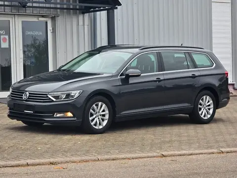 Used VOLKSWAGEN PASSAT Diesel 2019 Ad 