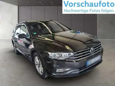 Used VOLKSWAGEN PASSAT Petrol 2022 Ad 