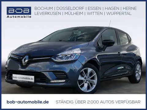 Used RENAULT CLIO Petrol 2017 Ad Germany