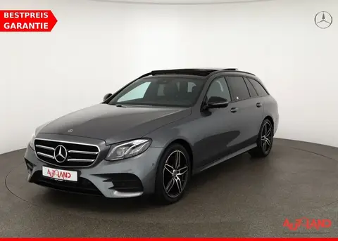 Used MERCEDES-BENZ CLASSE E Petrol 2017 Ad 