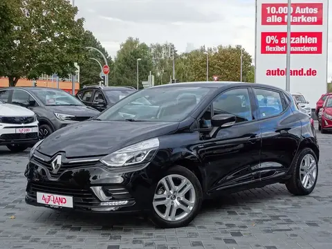 Used RENAULT CLIO Petrol 2018 Ad 