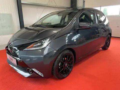 Annonce TOYOTA AYGO X Essence 2017 d'occasion 