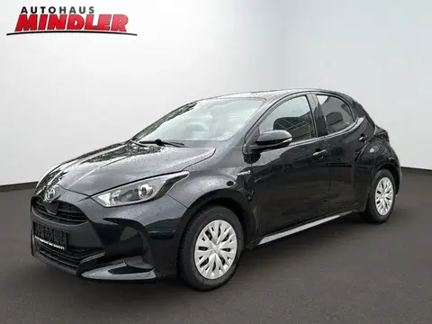 Used TOYOTA YARIS Hybrid 2020 Ad 