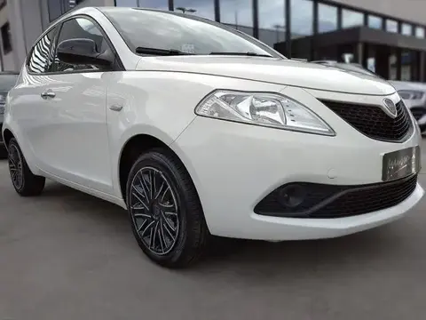 Annonce LANCIA YPSILON Essence 2018 d'occasion 