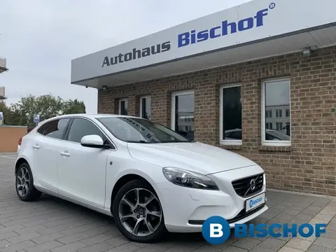 Annonce VOLVO V40 Diesel 2015 d'occasion 