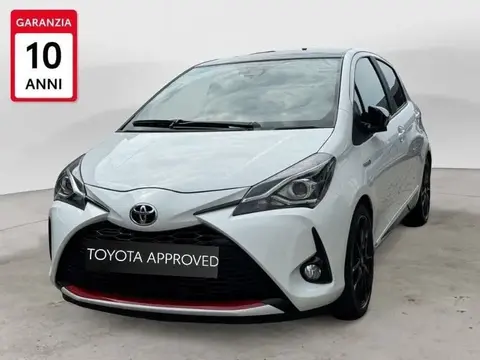 Used TOYOTA YARIS Hybrid 2019 Ad 