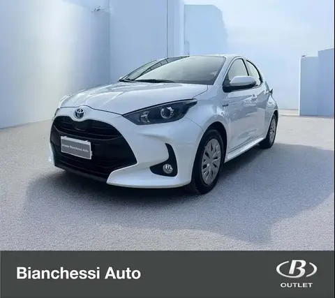 Used TOYOTA YARIS Hybrid 2021 Ad 