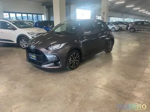 Used TOYOTA YARIS Hybrid 2020 Ad 