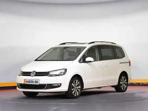 Used VOLKSWAGEN SHARAN Petrol 2022 Ad 